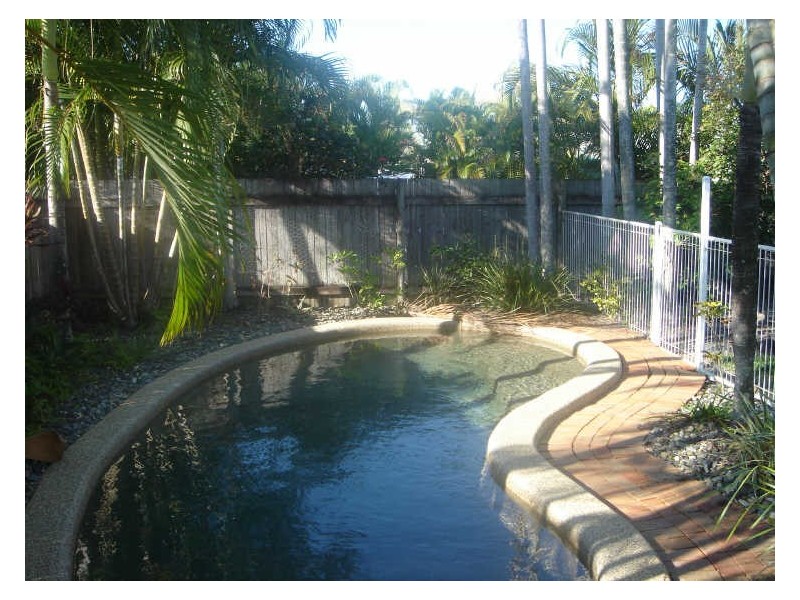 10 Dolphin Close, Kewarra Beach QLD 4879
