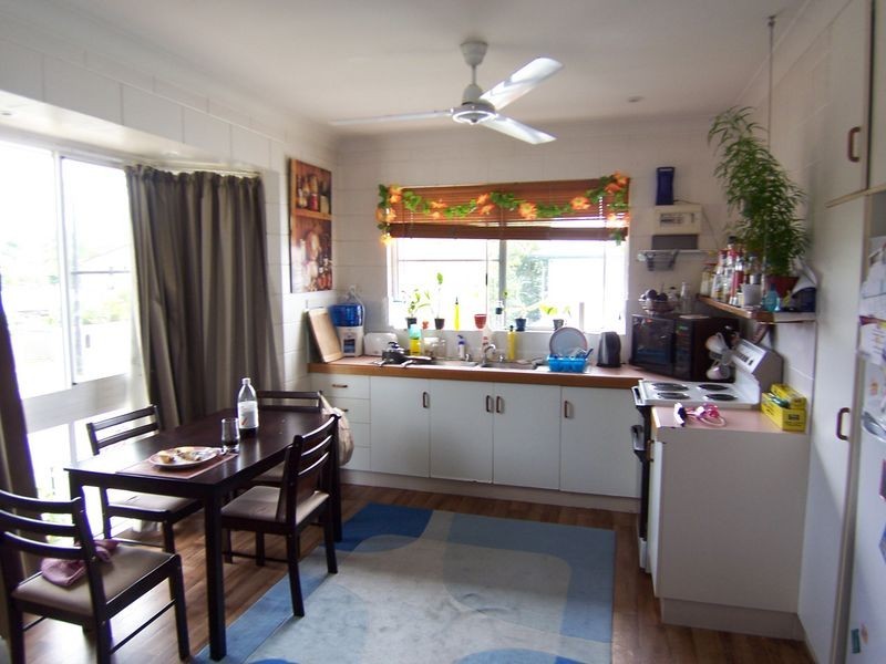 9/73 Pease Street, Manoora QLD 4870