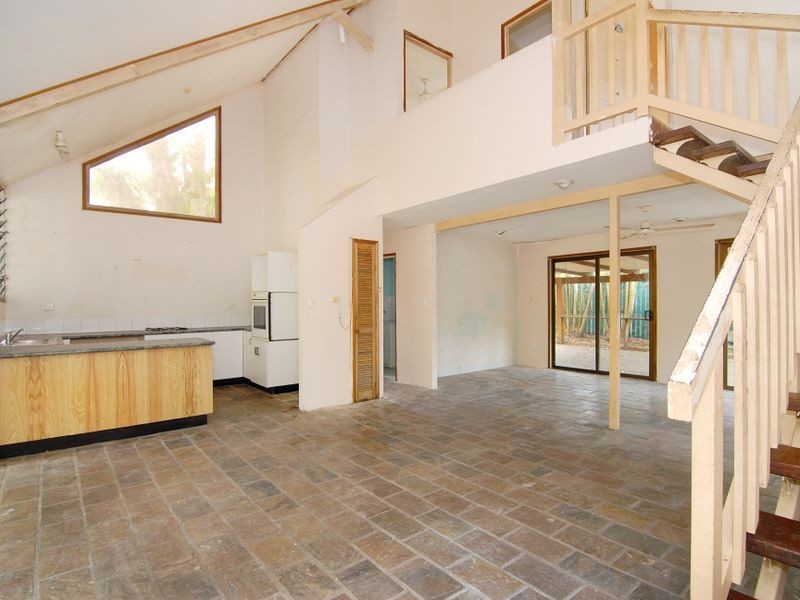 7 Curlew Street, Almaden QLD 4871