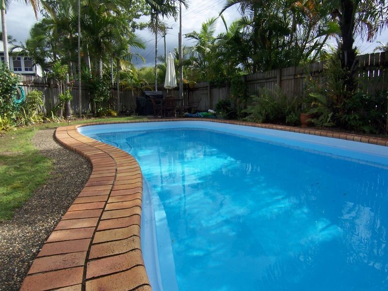 8/5 Thomas Street, Cairns North QLD 4870