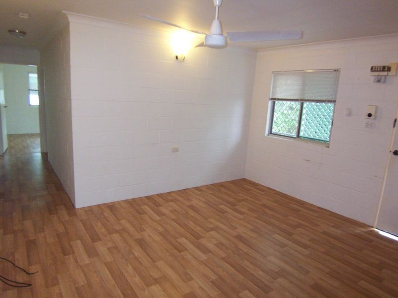 8/5 Thomas Street, Cairns North QLD 4870