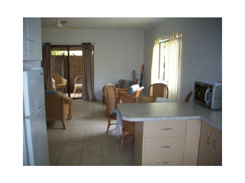 1/222 Fearnley Street, Parramatta Park QLD 4870