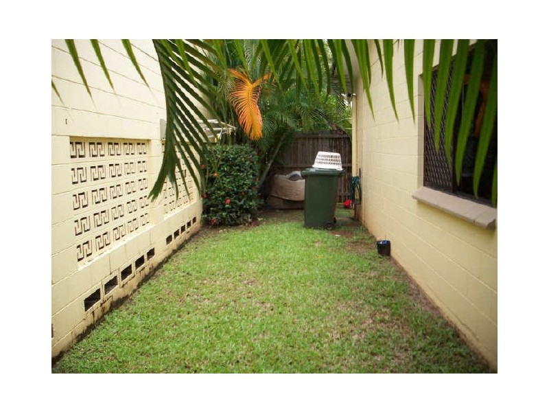 1/222 Fearnley Street, Parramatta Park QLD 4870