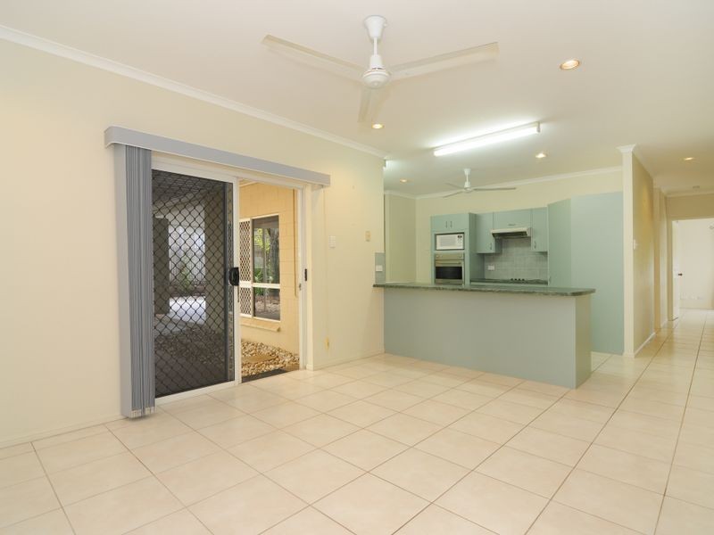 45 Shaws Road, Redlynch QLD 4870