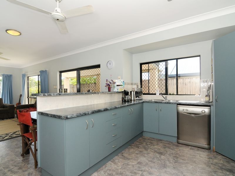 6 Brian Street, Brinsmead QLD 4870