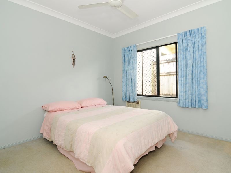 6 Brian Street, Brinsmead QLD 4870
