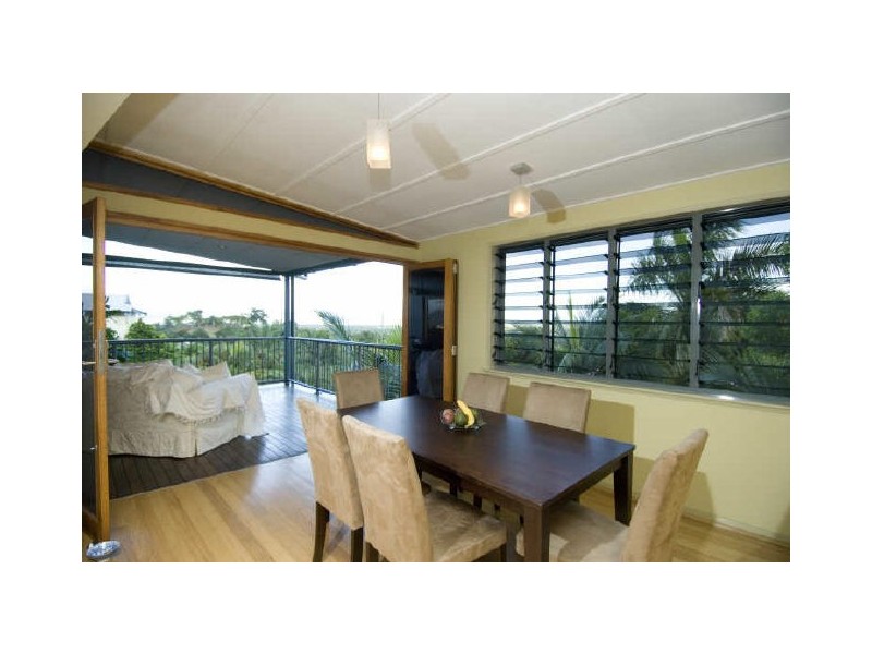 3 Knott Court, Whitfield QLD 4870