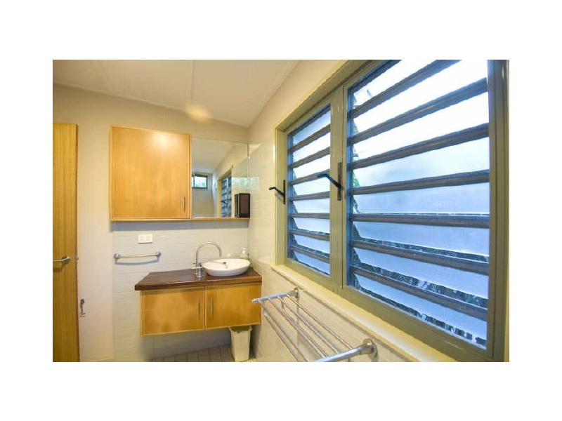 3 Knott Court, Whitfield QLD 4870