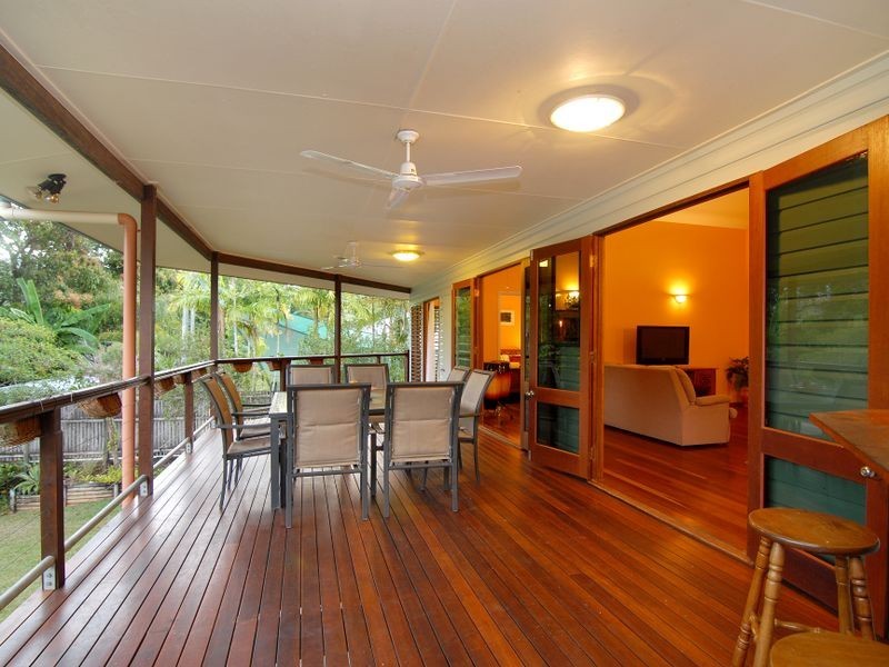 24 Gloucester Street, Whitfield QLD 4870