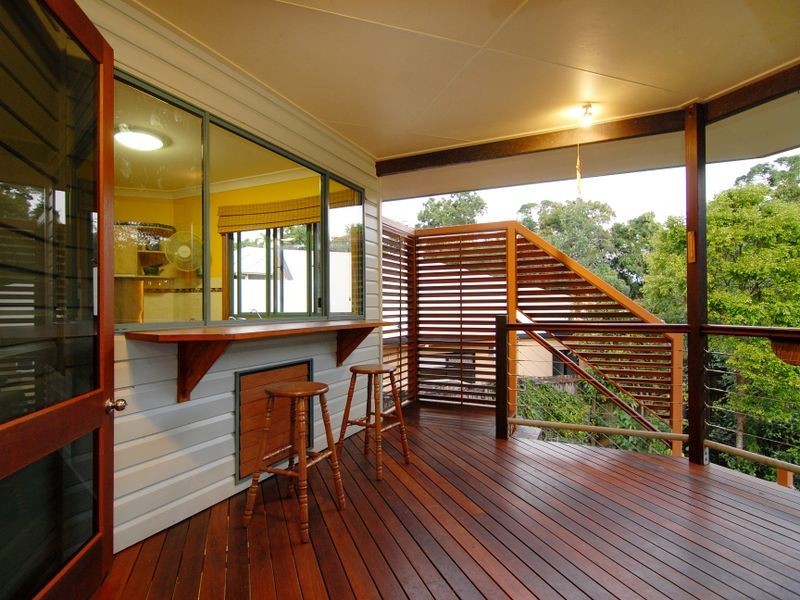 24 Gloucester Street, Whitfield QLD 4870