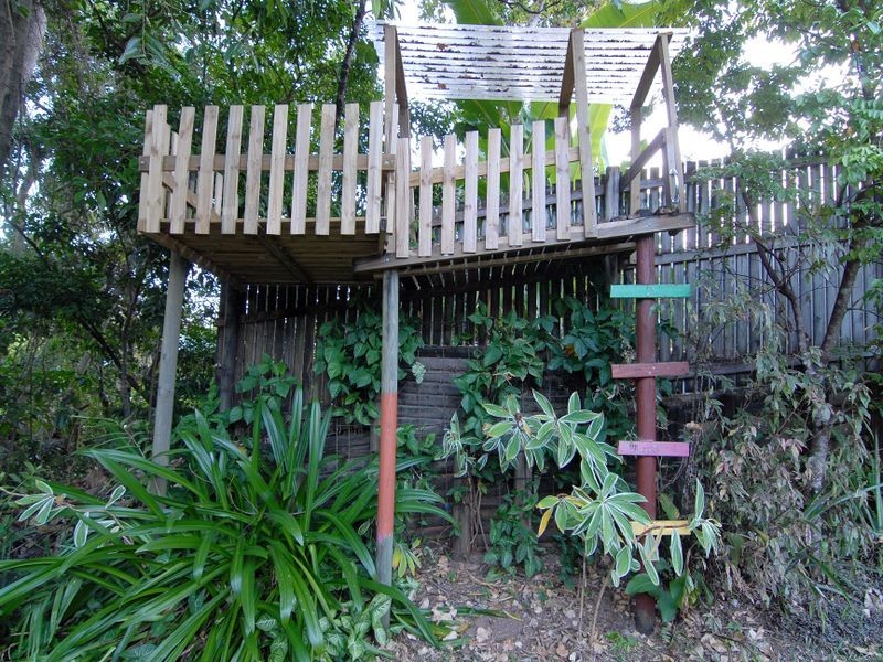 24 Gloucester Street, Whitfield QLD 4870