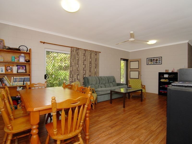 1 Ramsey Drive, Kanimbla QLD 4870
