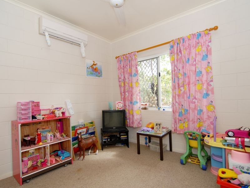 1 Ramsey Drive, Kanimbla QLD 4870