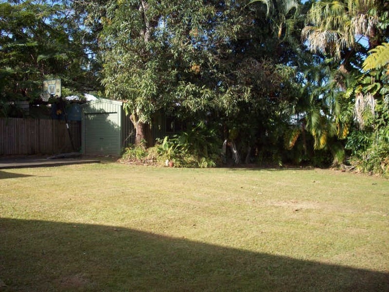 12 Pyne Street, Edge Hill QLD 4870