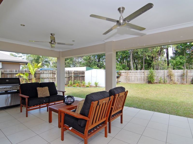 8 Norwood Crescent, Trinity Park QLD 4879