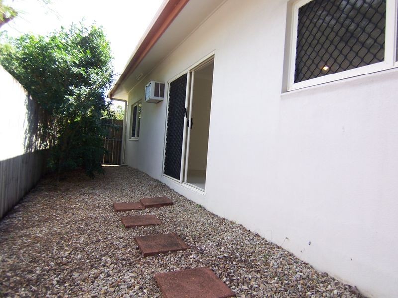 1/48 English Street, Manunda QLD 4870