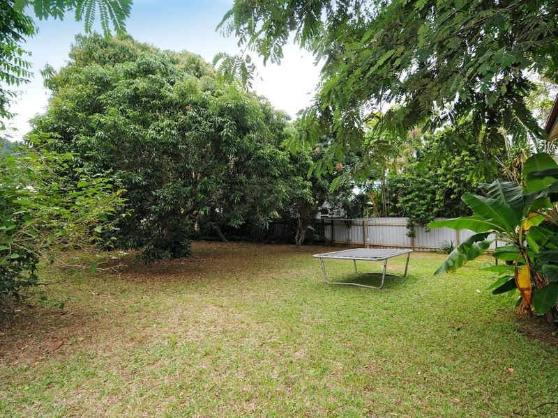 234 Woodward Street, Whitfield QLD 4870