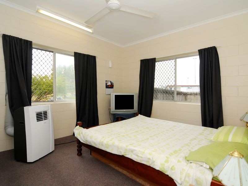 49 Angela Street, Woree QLD 4868