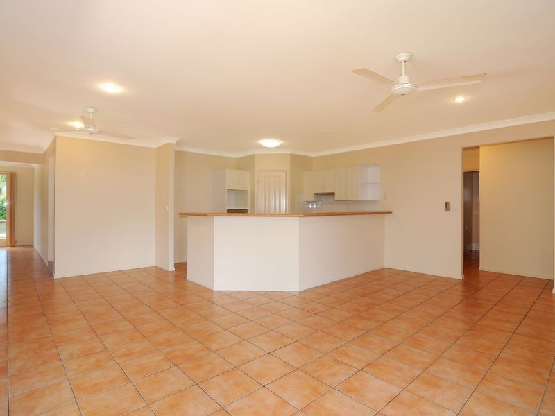 37 Taringa Street, Brinsmead QLD 4870