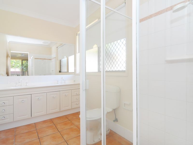 37 Taringa Street, Brinsmead QLD 4870