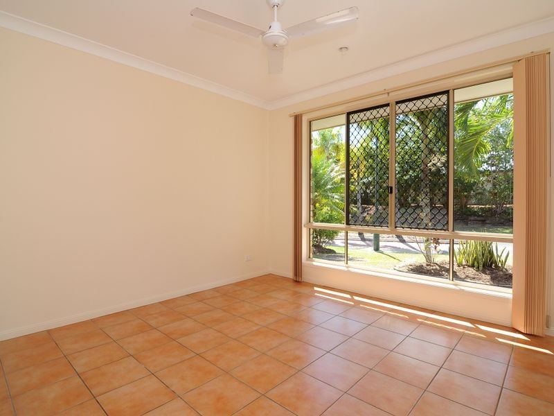 37 Taringa Street, Brinsmead QLD 4870