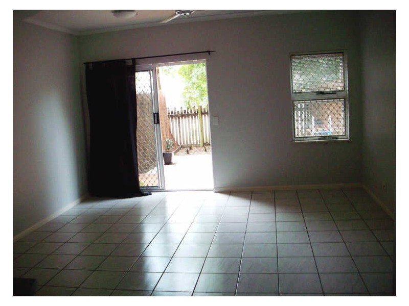 22/2 Marella Close, Manoora QLD 4870