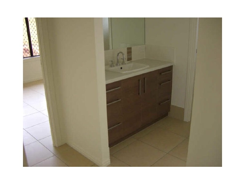 3 Botany Close, Redlynch QLD 4870