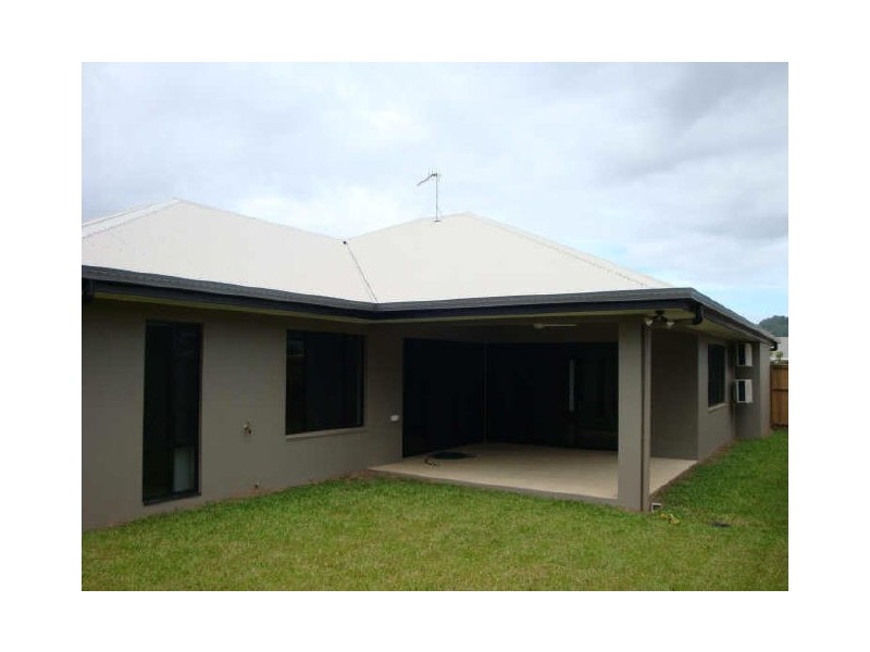 3 Botany Close, Redlynch QLD 4870