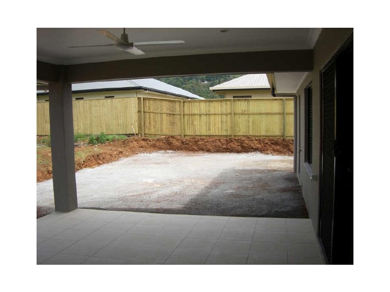 3 Botany Close, Redlynch QLD 4870