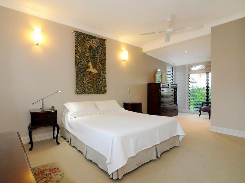 123 Hillview Crescent, Whitfield QLD 4870