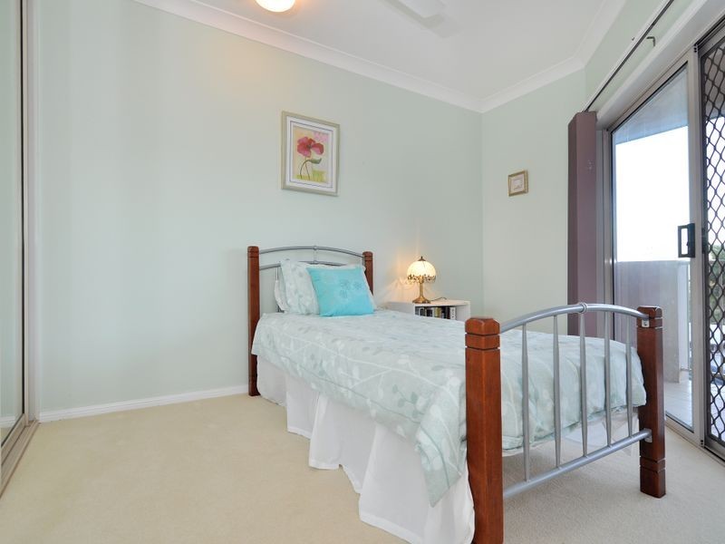5 Trundle Terrace, Whitfield QLD 4870