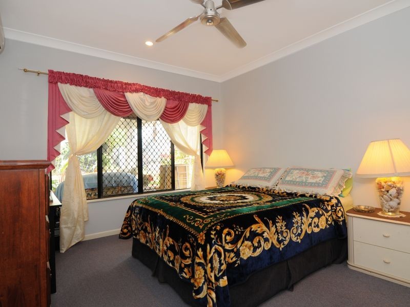 50 Fitzmaurice Drive, Bentley Park QLD 4869