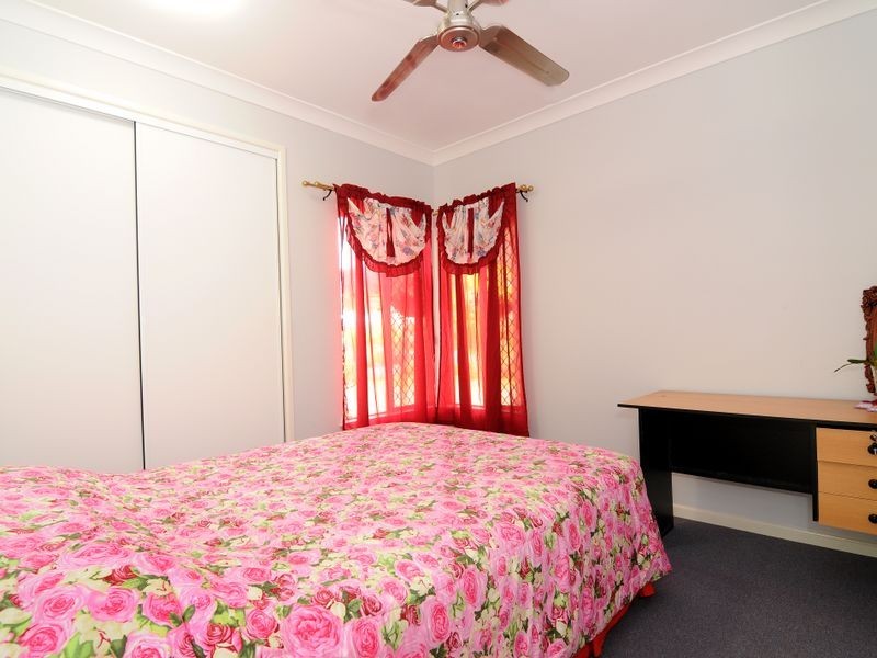 50 Fitzmaurice Drive, Bentley Park QLD 4869