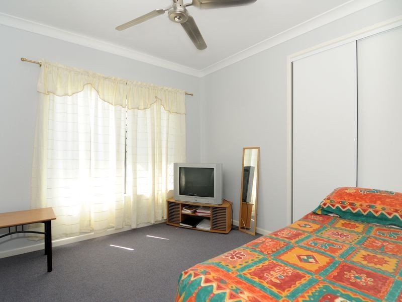 50 Fitzmaurice Drive, Bentley Park QLD 4869