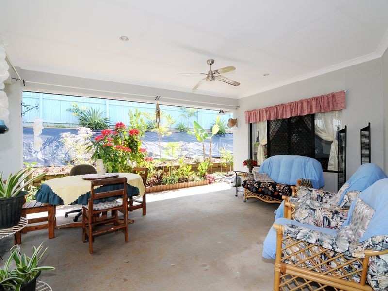 50 Fitzmaurice Drive, Bentley Park QLD 4869