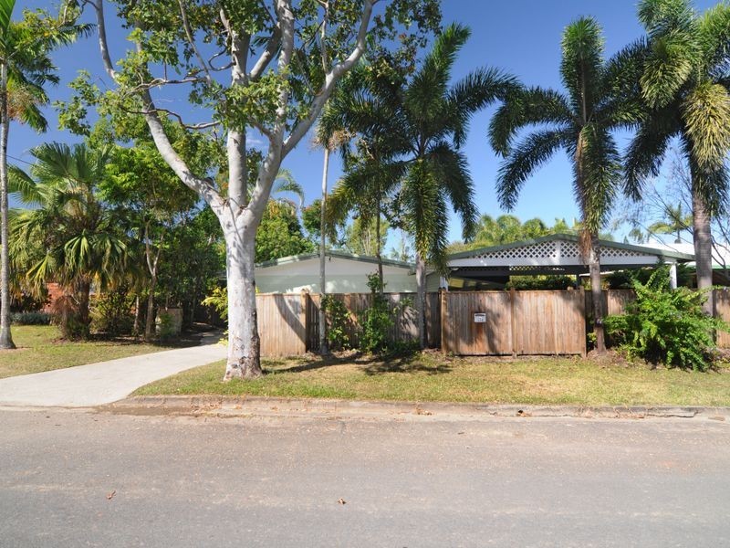 174 Jensen Street, Edge Hill QLD 4870
