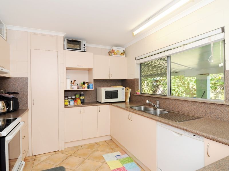 174 Jensen Street, Edge Hill QLD 4870