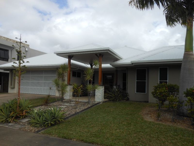 Lot 2/22 Trinity Beach Road, Trinity Beach QLD 4879