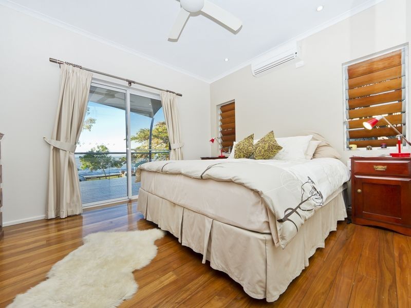 9 Casuarina Street, Holloways Beach QLD 4878