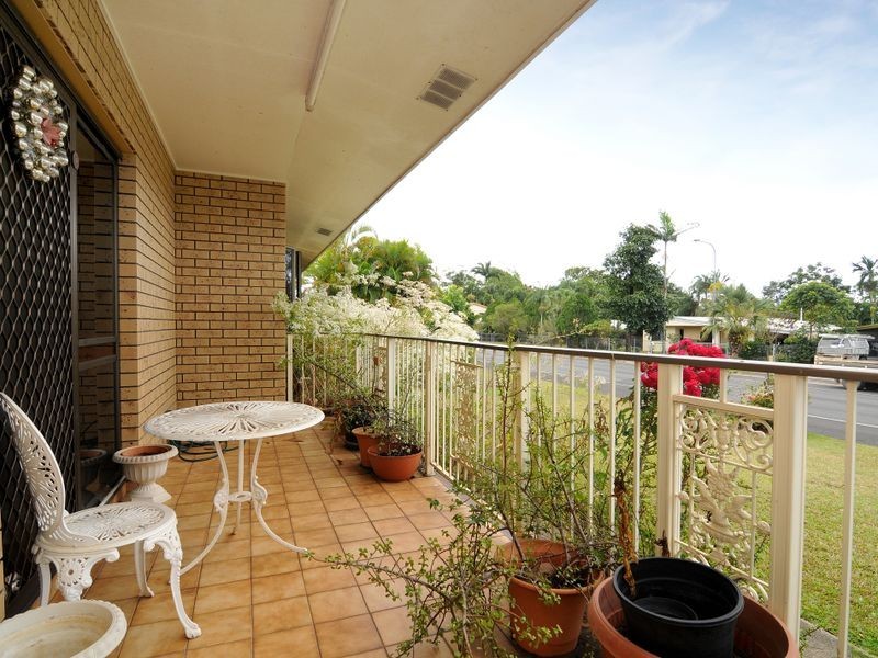 71 Irene Street, Mooroobool QLD 4870