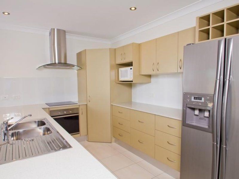 23 Botany Avenue, Redlynch QLD 4870