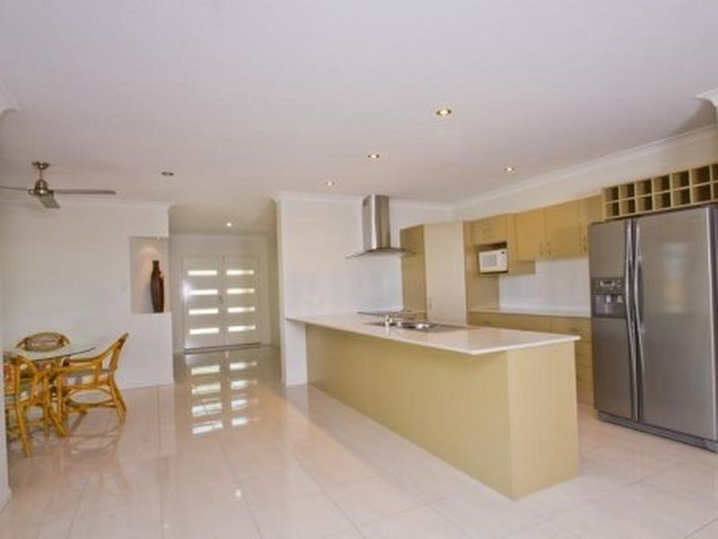 23 Botany Avenue, Redlynch QLD 4870