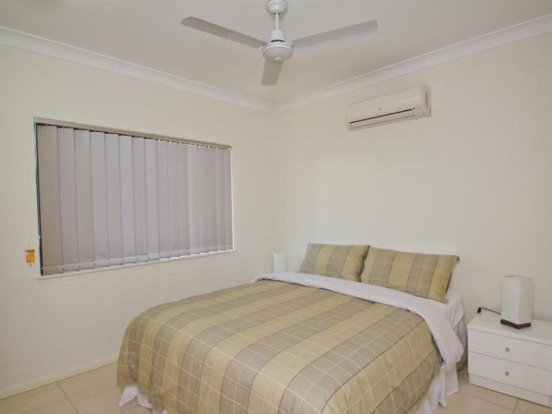 23 Botany Avenue, Redlynch QLD 4870