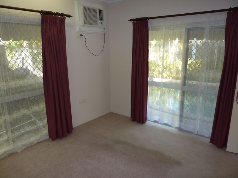 15 Garland Close, Kanimbla QLD 4870