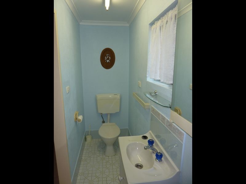15 Garland Close, Kanimbla QLD 4870