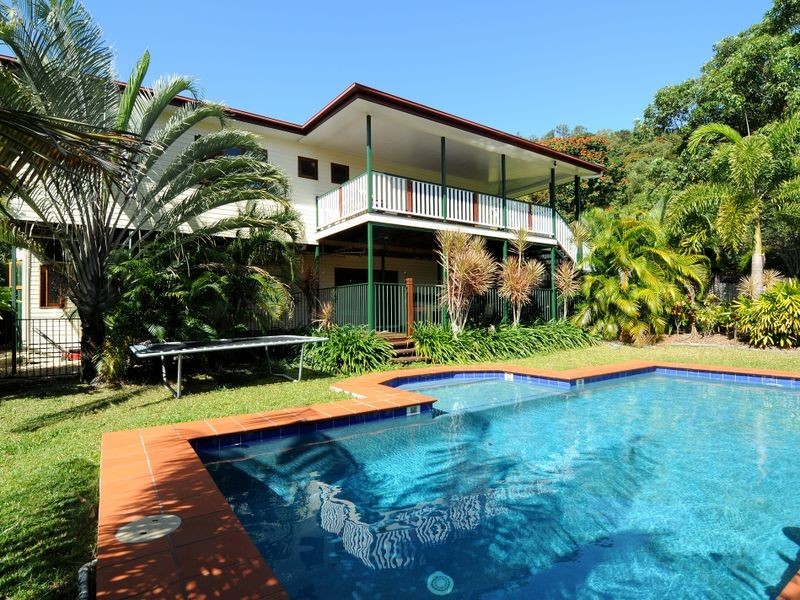 5 Stratford Chase, Stratford QLD 4870
