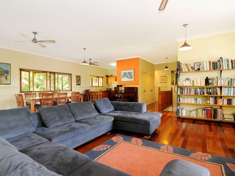 5 Stratford Chase, Stratford QLD 4870