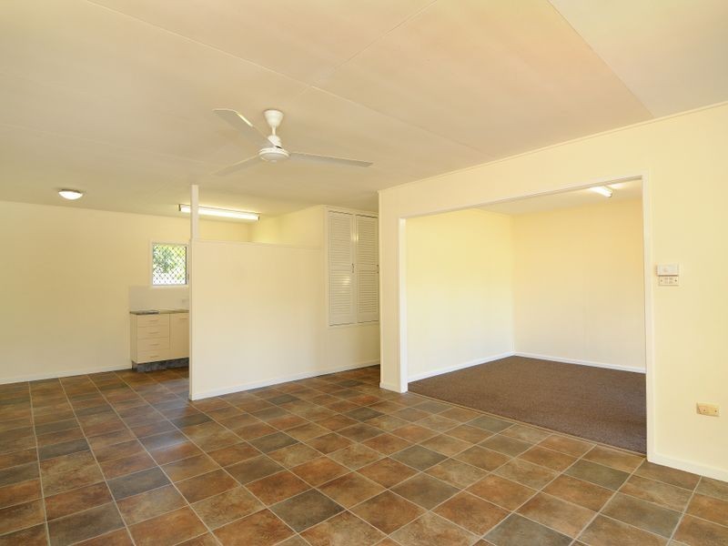 5 Izatt Close, Edge Hill QLD 4870