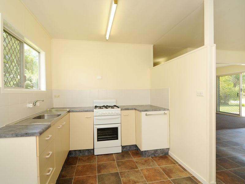 5 Izatt Close, Edge Hill QLD 4870