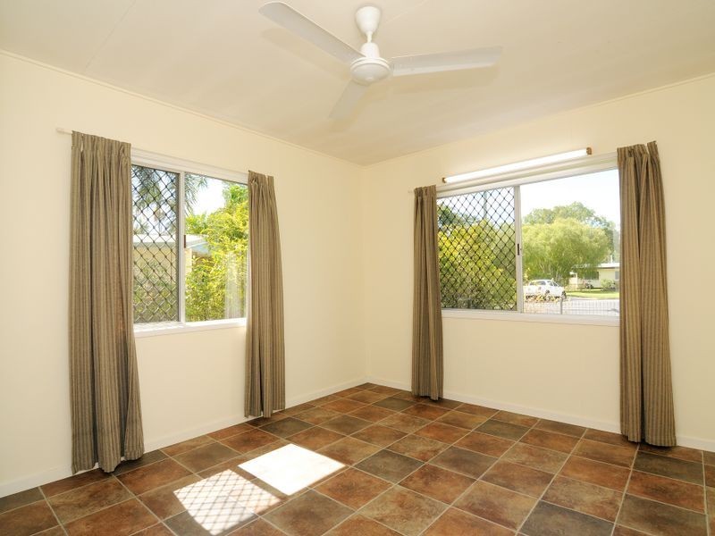 5 Izatt Close, Edge Hill QLD 4870